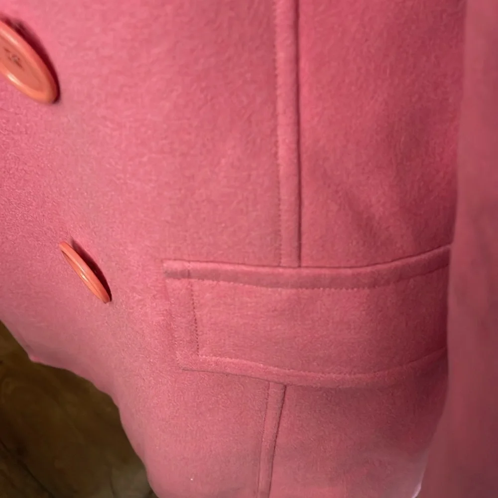 Coat - Picture 8 of 10